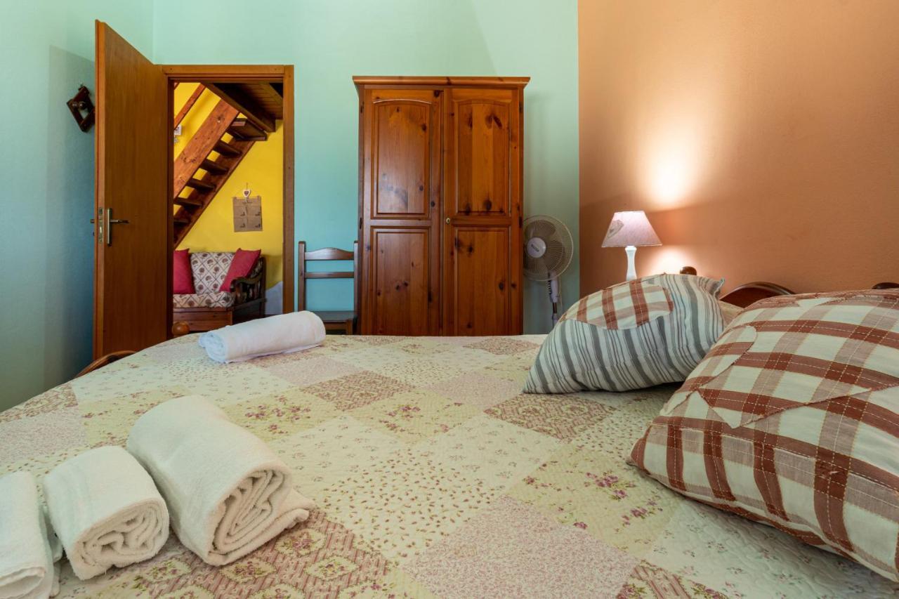 Casa Vacanza Su Cuili กอนเนซา ภายนอก รูปภาพ